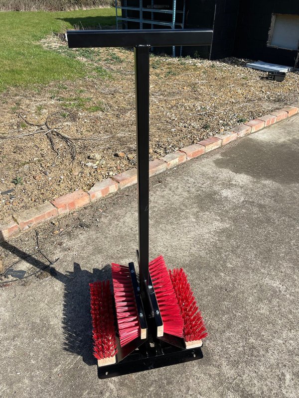 BootWash Upright Brush Stand